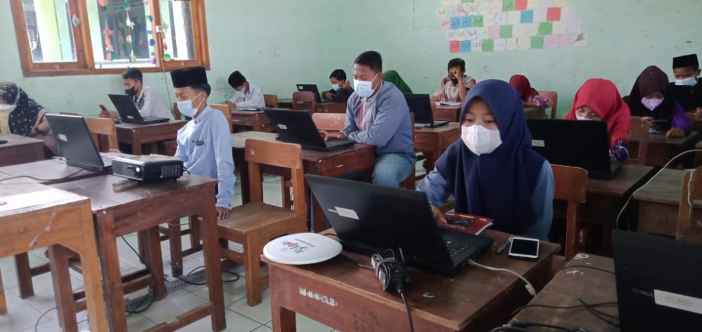 Digitalisasi Pembelajaran di MTs Sabilurrohman, Grobogan, Jawa Tengah