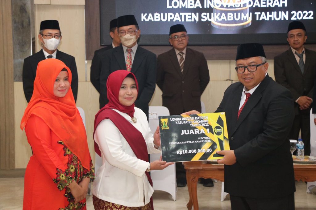 Taman Pamekar sebagai Juara 1 Lomba Inovasi Daerah (Tema Peningkatan Pelayanan Publik) Kabupaten Sukabumi