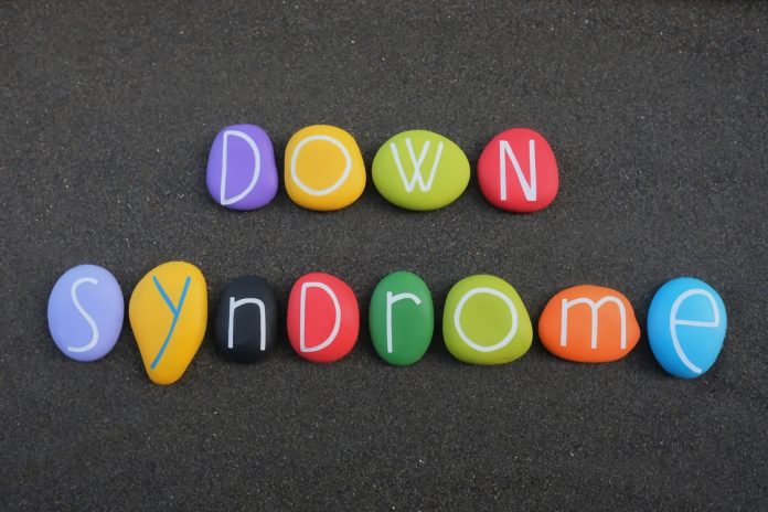 Teks Down Syndrome Dalam Lukisan Tangan