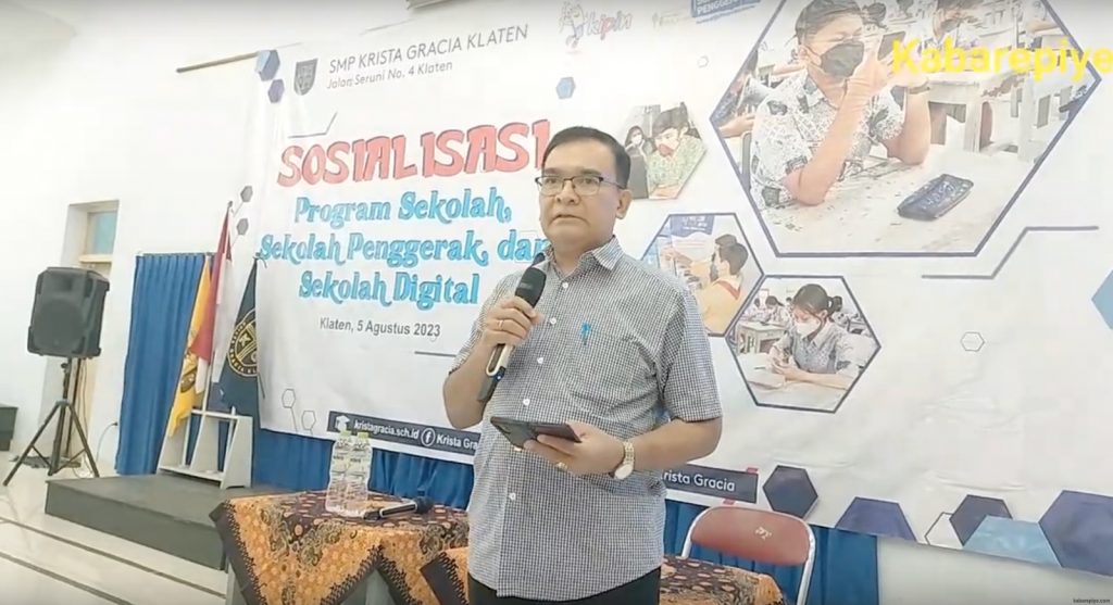 Dr. Drs. Wardani Sugiyanto, M.Pd. Direktur Sekolah Menengah Kejuruan