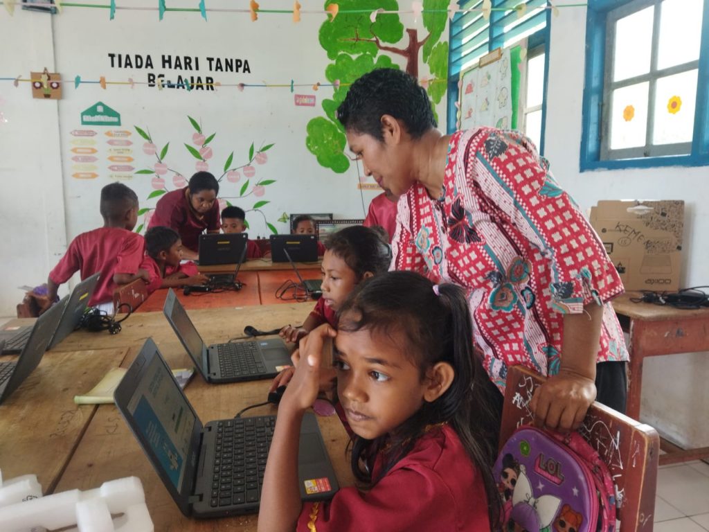 Pelaksanaan Ujian Digital tanpa Internet di Sekolah Dasar di Kabupaten Maluku Tenggara