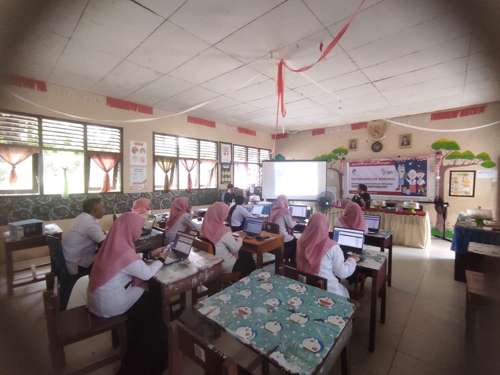 Fasilitas Digitalisasi Sekolah Kominfo SDN Umpanga