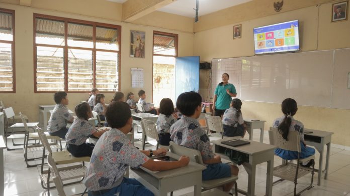 Menyongsong Wajib Belajar 13 Tahun Mulai 2025 : Ini Inovasi Modern dan Tepat Guna Dukung KBM di Sekolah