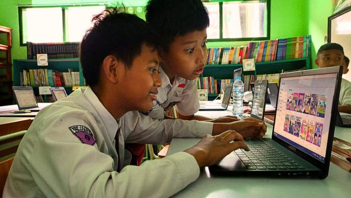 Kegiatan berliterasi bersama komik pendidikan Kipin