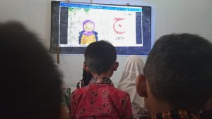 Cuplikan kegiatan belajar mengaji dengan konten Video Belajar Mengaji dari Kipin