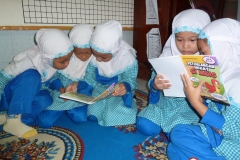 Komik-pendidikan-membantu-gerakan-literasi-indonesia64
