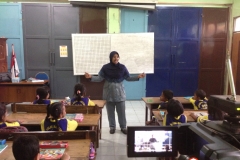 kegiatan-belajar-siswa-SD-surabaya17