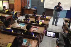 kegiatan-belajar-siswa-SD-surabaya19
