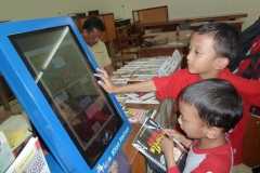 kios-pintar-membantu-pelajar-indonesia-mendapatkan-pembelajaran-tambahan-untuk-meningkatkan-pengetahuan-sekolah03