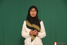 guru-biologi-sma-memproduksi-video-pendidikan3