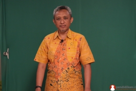 guru-biologi-sma-memproduksi-video-pendidikan6