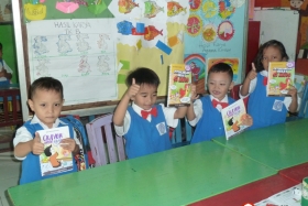 pelajar-tk-membaca-komik-literasi-anak-seri-moral-dan-kesehatan27