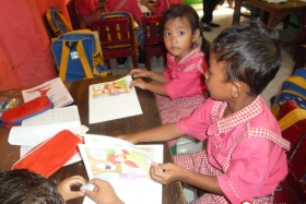 pelajar-tk-membaca-komik-literasi-anak-seri-moral-dan-kesehatan70