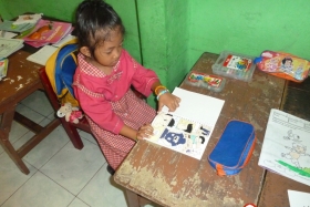 pelajar-tk-membaca-komik-literasi-anak-seri-moral-dan-kesehatan71