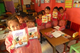 pelajar-tk-membaca-komik-literasi-anak-seri-moral-dan-kesehatan76